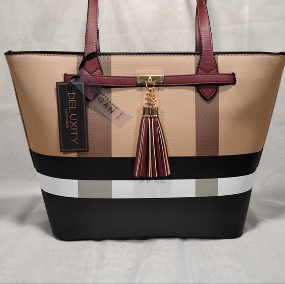 Deluxity Tote Vegan Leather NWT - Picture 2 of 11
